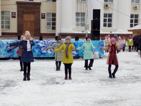16 декабря педагоги и обучающиеся ДЮЦ № 3 приняли участие в фестивале творчества «Зимний венец»